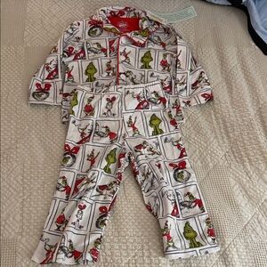 Dr. Seuss Grinch Character Pajama Set - Red and Green